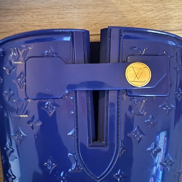 Authentic Louis Vuitton Rainboots - Size 37 - Picture 3 of 5
